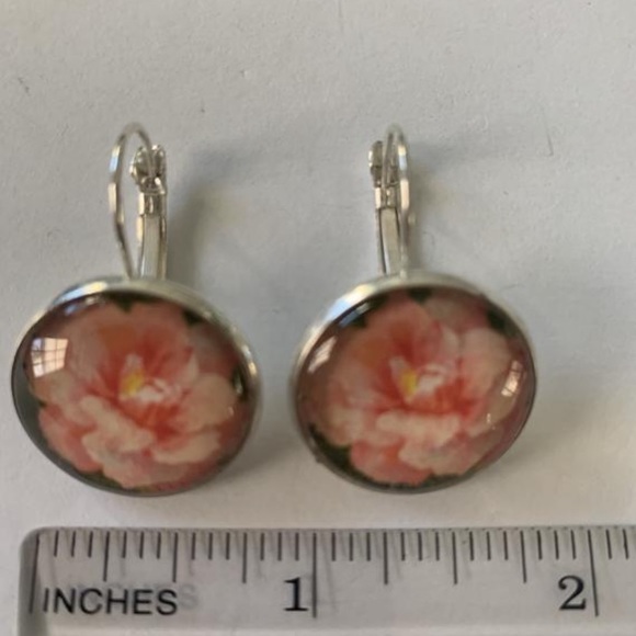 Pink peony earrings - Picture 4 of 6